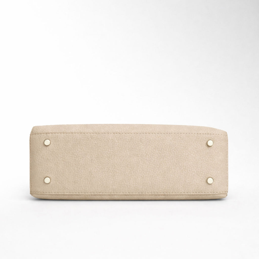 Borsa Helen L