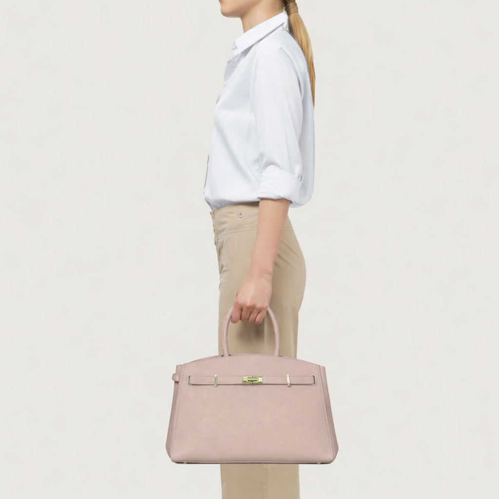 Borsa Helen L