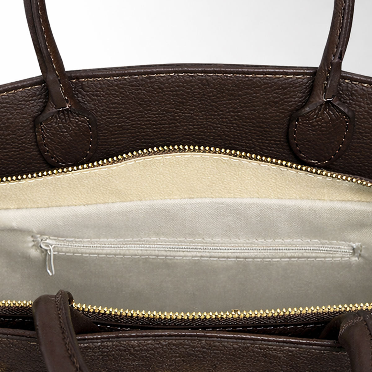 Borsa Helen L