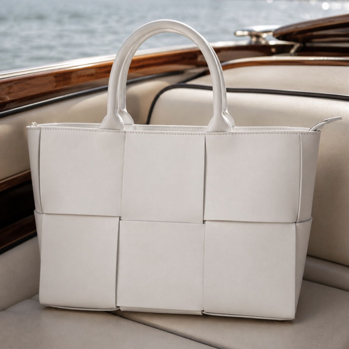 Borsa Athena